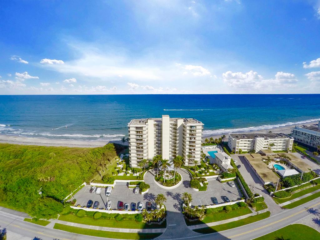 TEQUESTA TOWERS CONDO - Residential