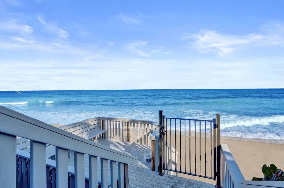 TEQUESTA TOWERS CONDO - Residential