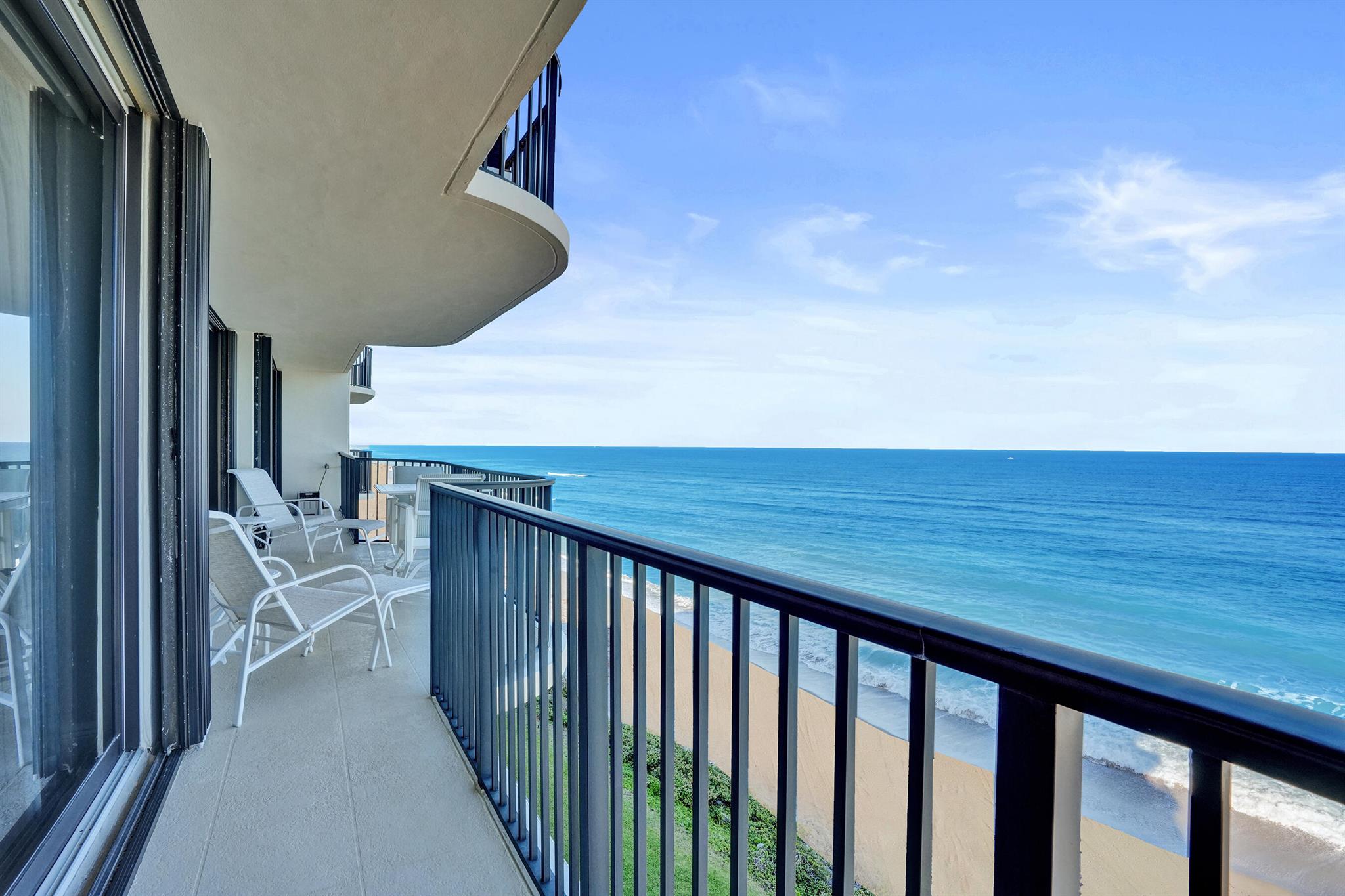 TEQUESTA TOWERS CONDO - Residential