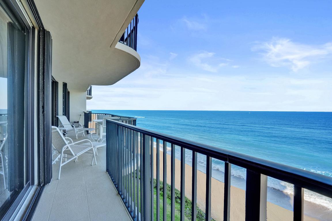 TEQUESTA TOWERS CONDO - Residential