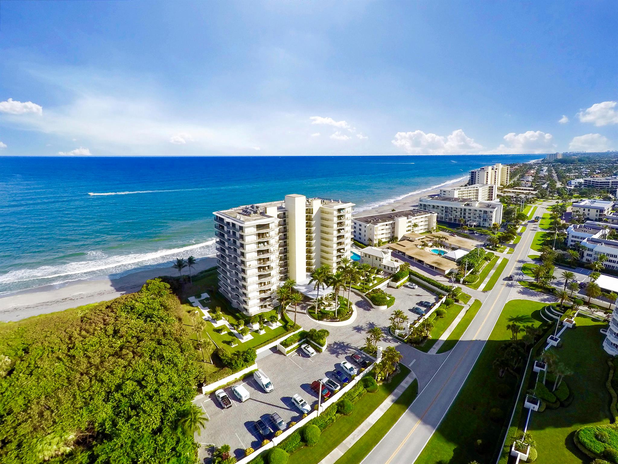 TEQUESTA TOWERS CONDO - Residential
