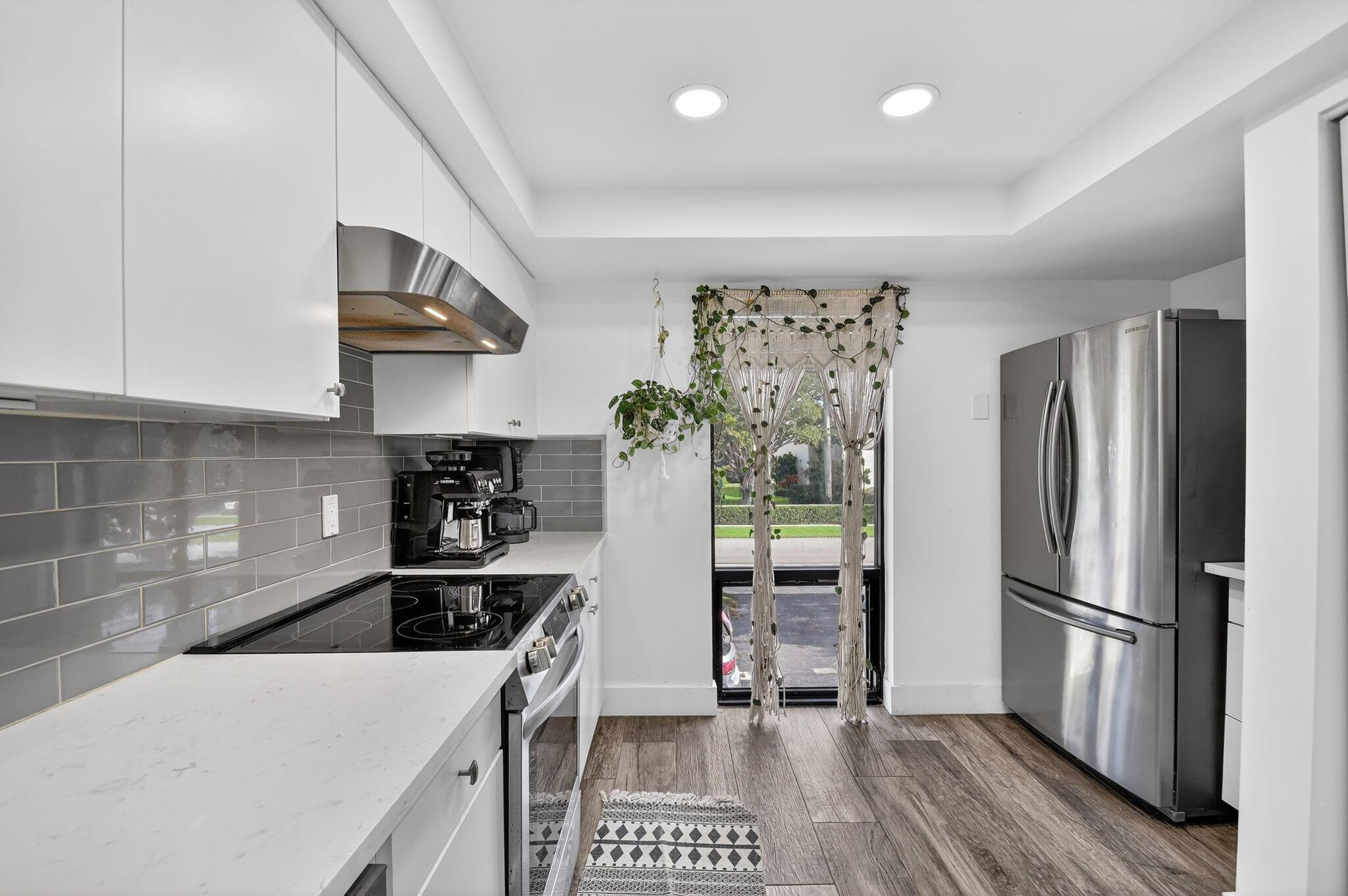 LANDS OF THE PRESIDENT CO - Residential