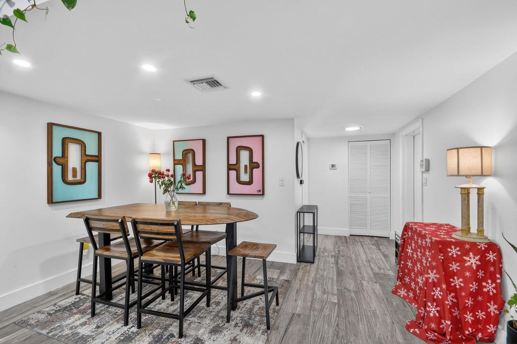 Photo of 1801 Presidential Way #D204, West Palm Beach, FL 33401 (MLS # R11148687)