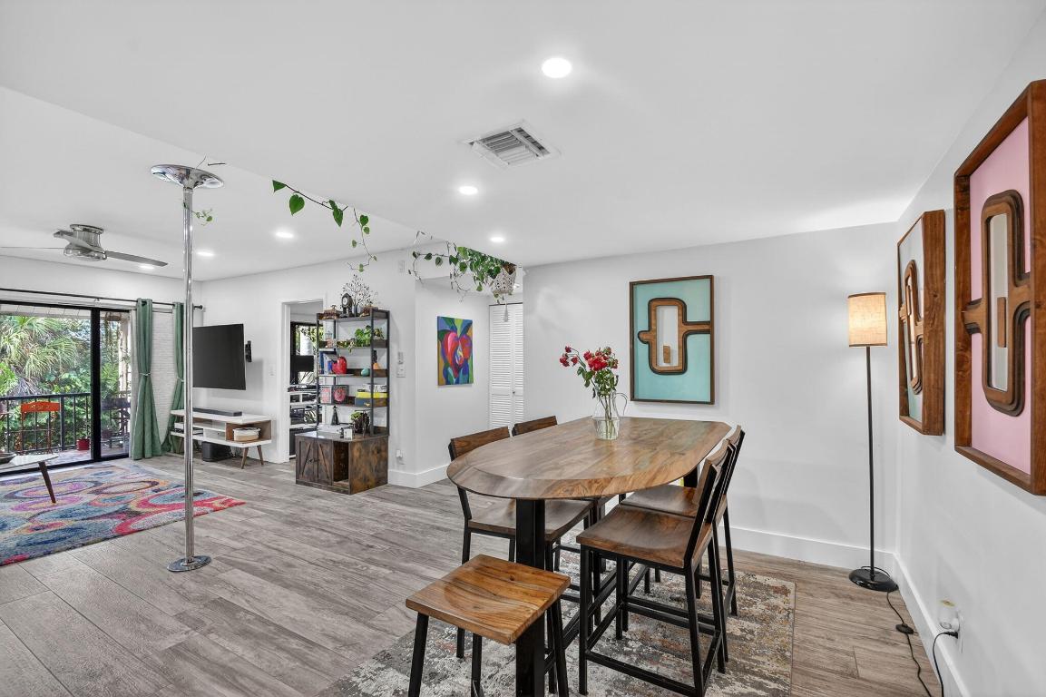 1801 Presidential Way D204