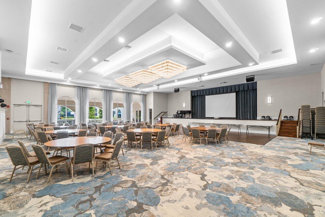 VALENCIA LAKES - Residential Lease