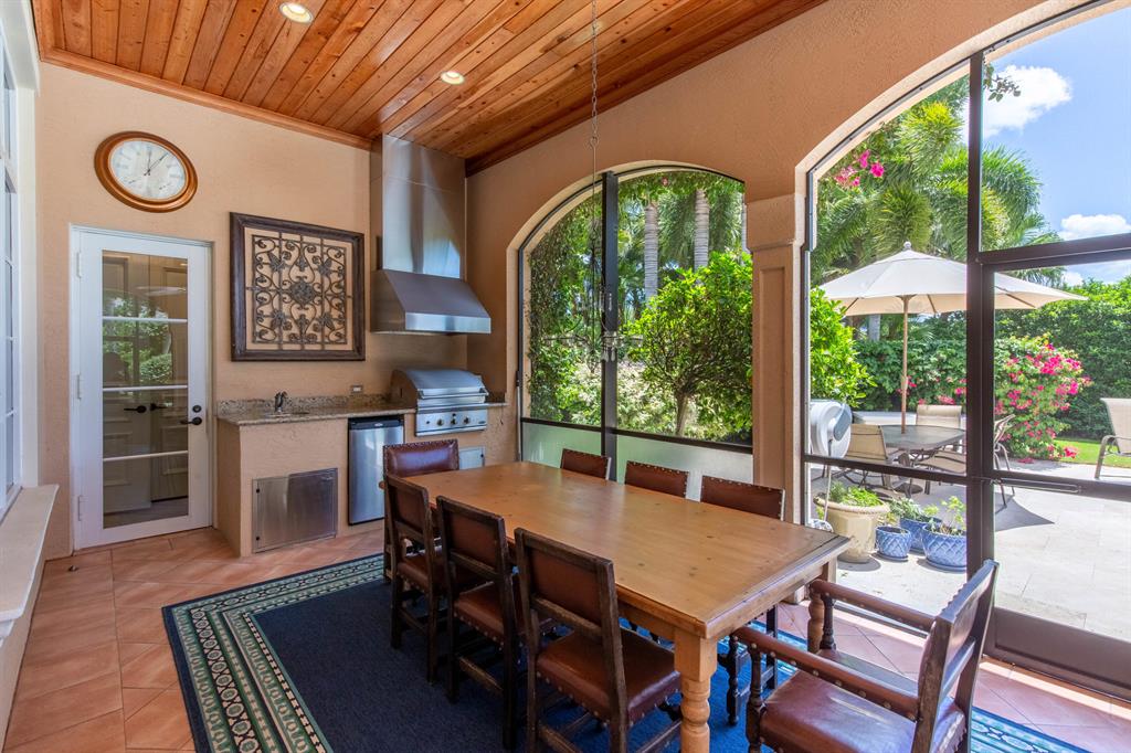 MIZNER ESTATES OF PALM BE - Residential