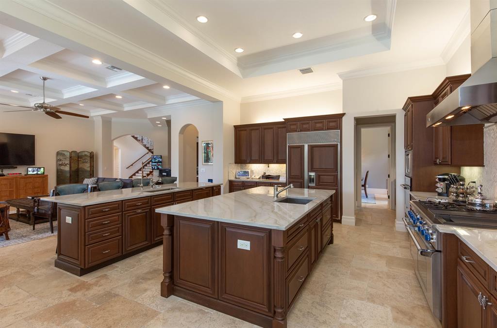 MIZNER ESTATES OF PALM BE - Residential