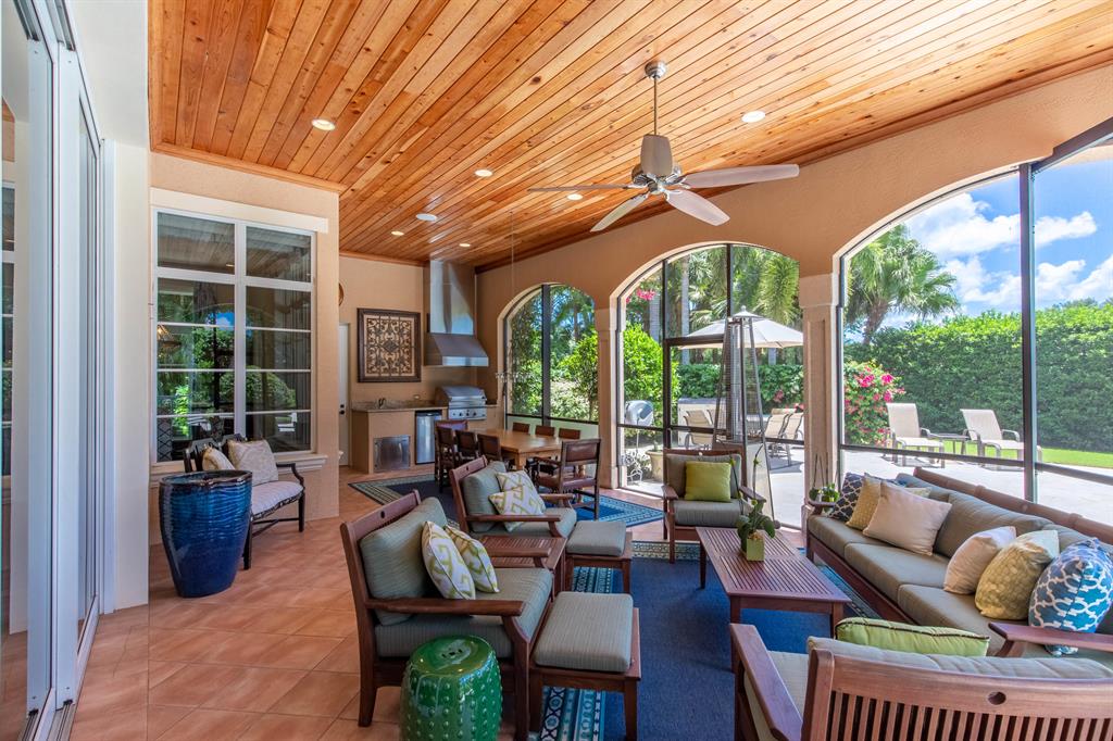 MIZNER ESTATES OF PALM BE - Residential