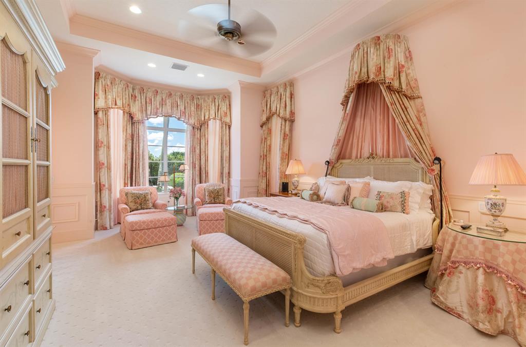 MIZNER ESTATES OF PALM BE - Residential