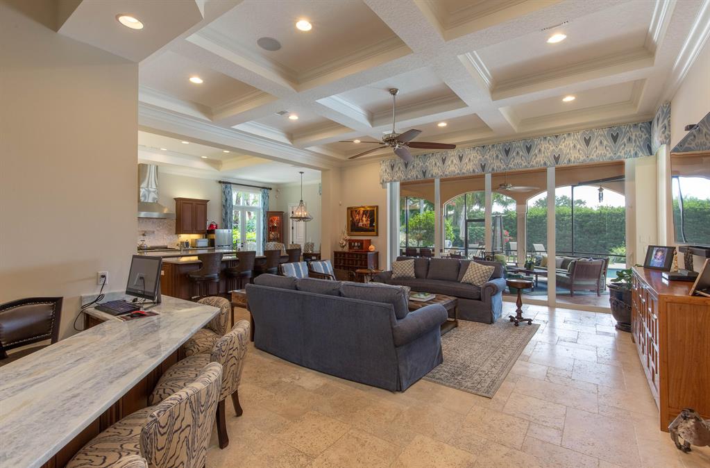 MIZNER ESTATES OF PALM BE - Residential