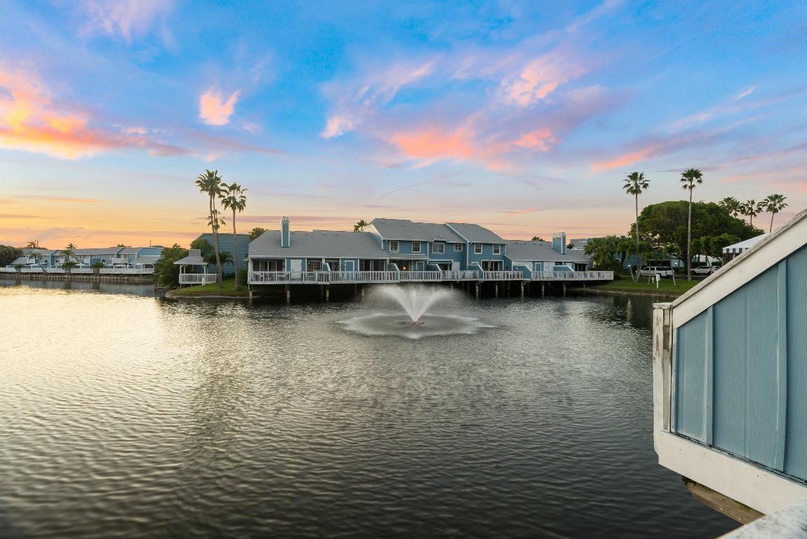 VILLAS OF OCEAN DUNES - Residential