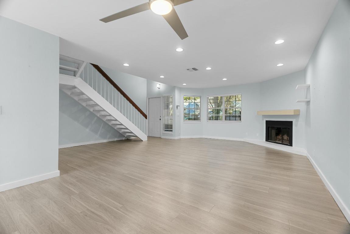 VILLAS OF OCEAN DUNES - Residential