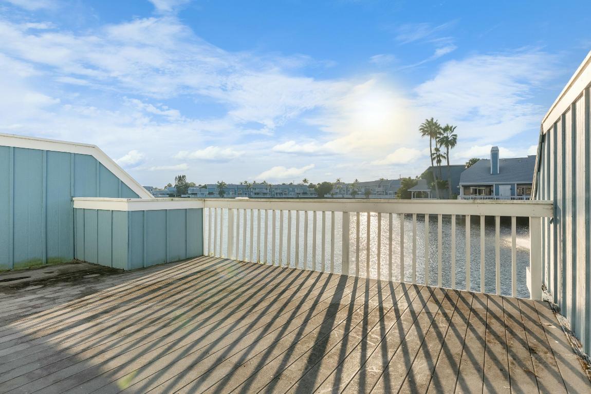 VILLAS OF OCEAN DUNES - Residential