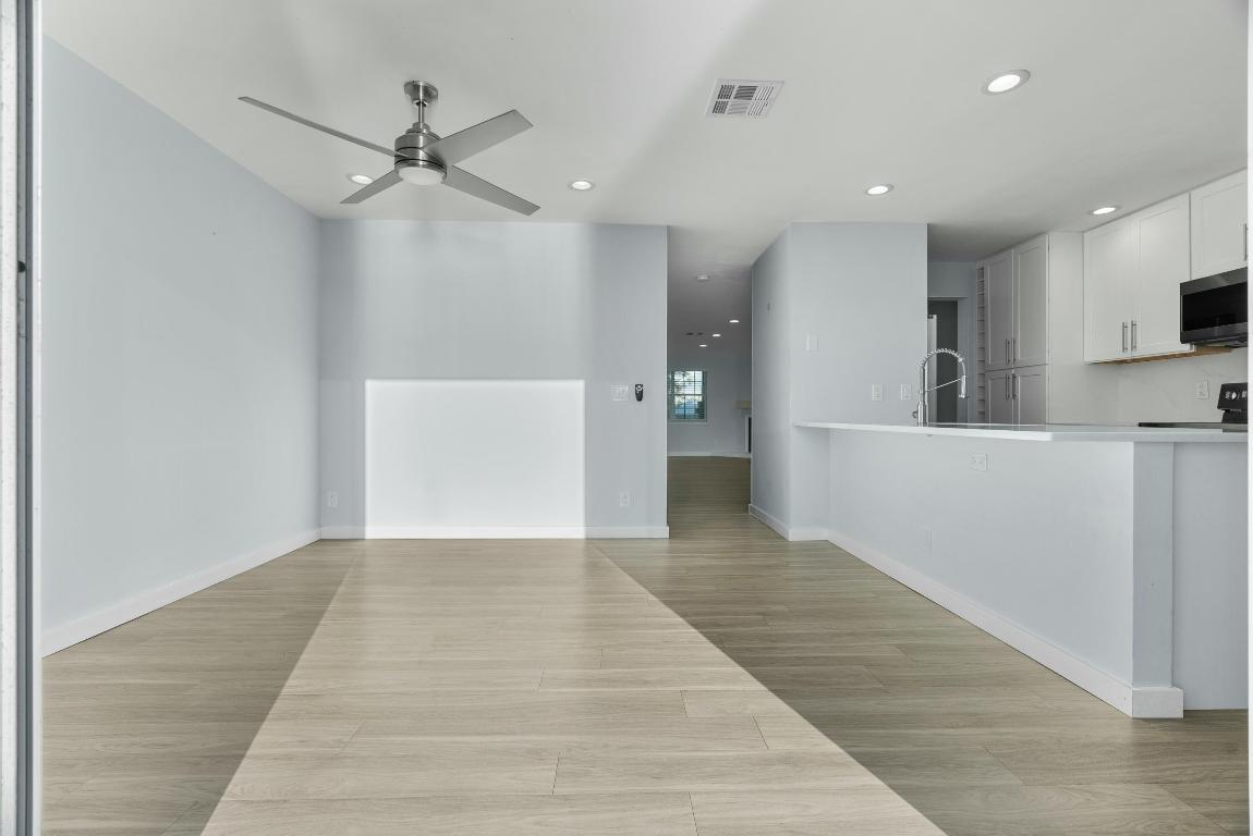 VILLAS OF OCEAN DUNES - Residential