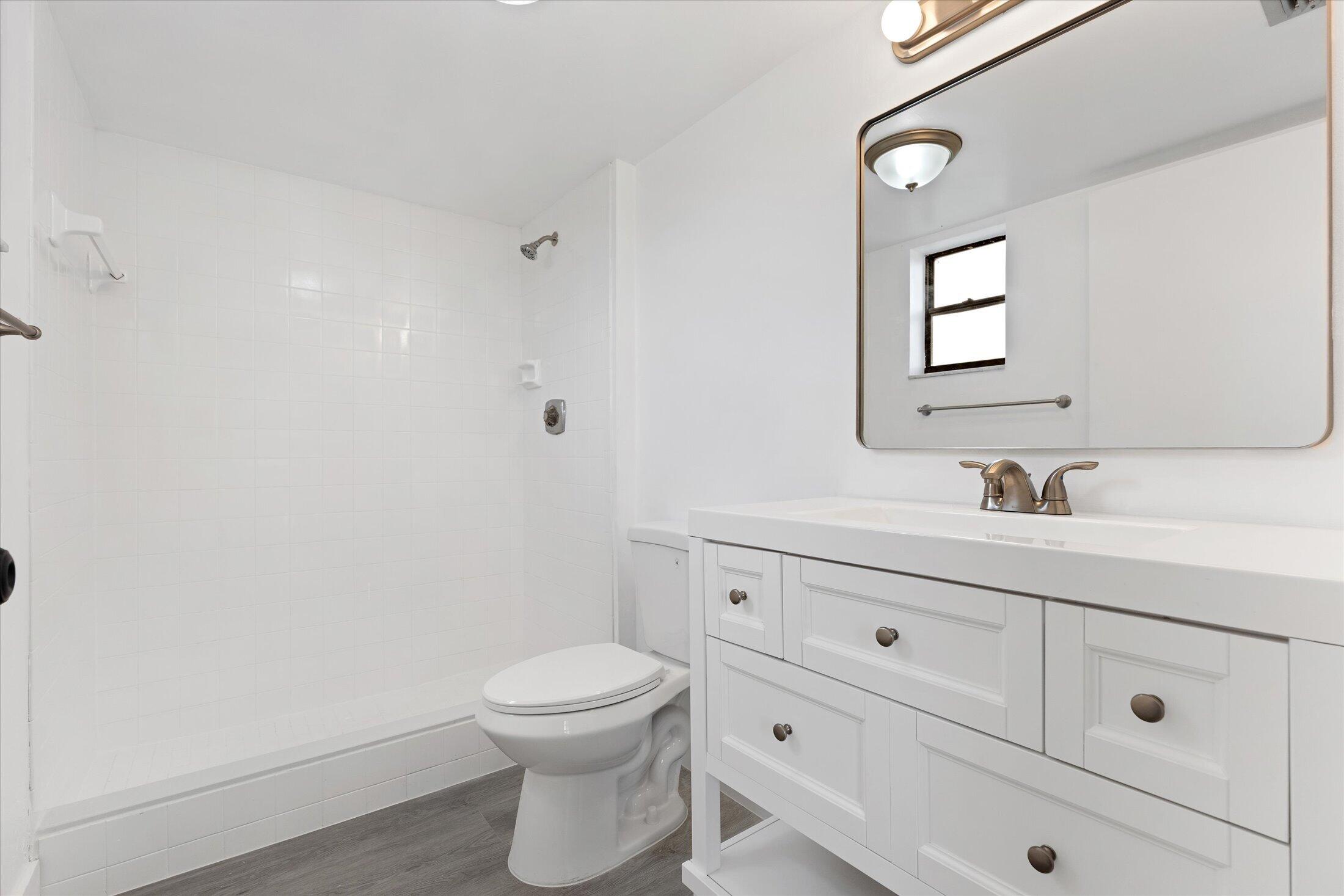 EATON AT HAMPTONS WEST CONDO - Residential