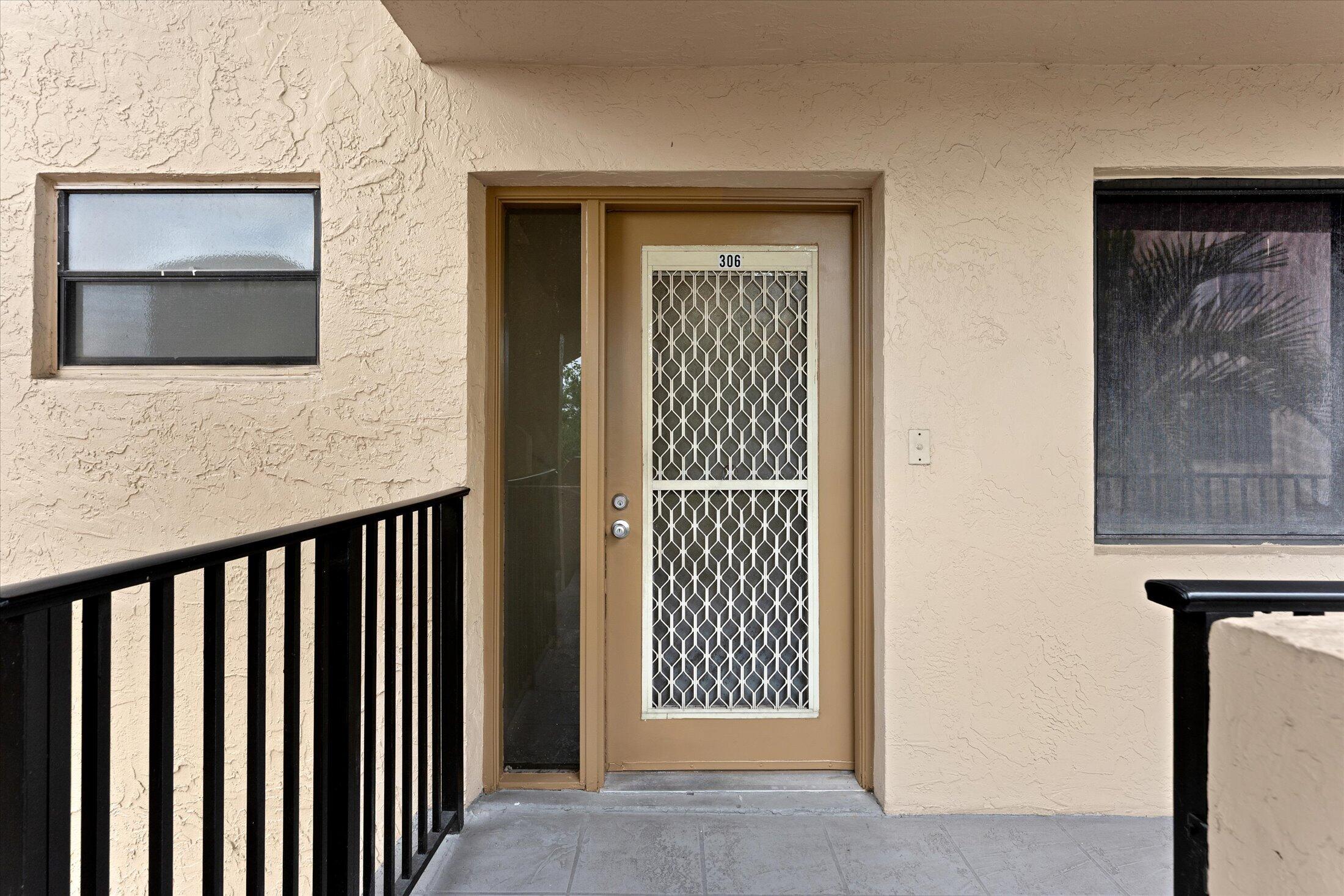 EATON AT HAMPTONS WEST CONDO - Residential