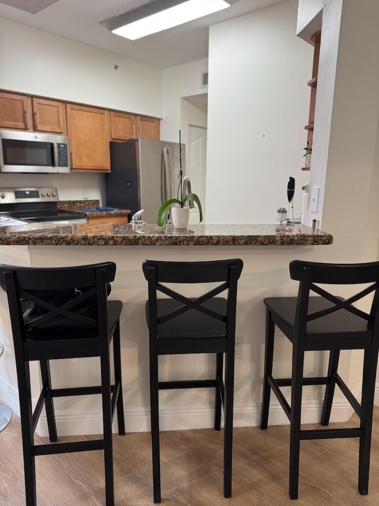 MEZZANO CONDO - Residential
