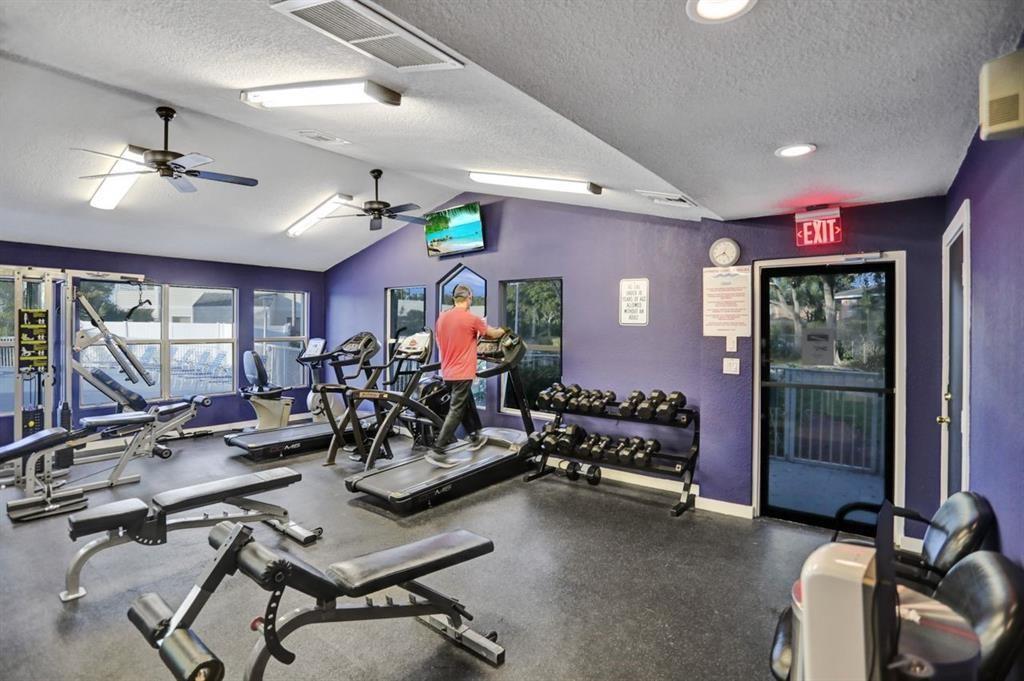 SUMMER LAKE CONDO UNIT 10 - Residential