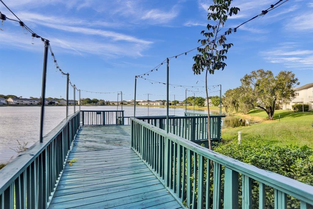 SUMMER LAKE CONDO UNIT 10 - Residential