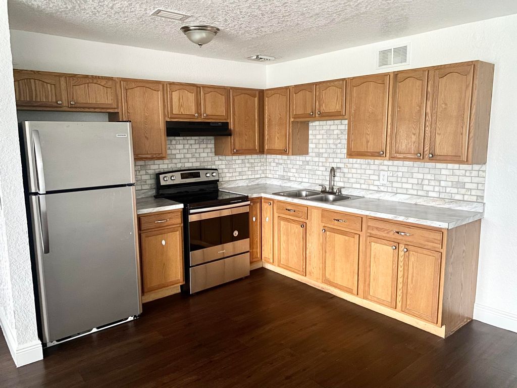 Photo of 3440 Rudolf Road Rd #10, Lake Worth Beach, FL 33461 (MLS # R10808023)
