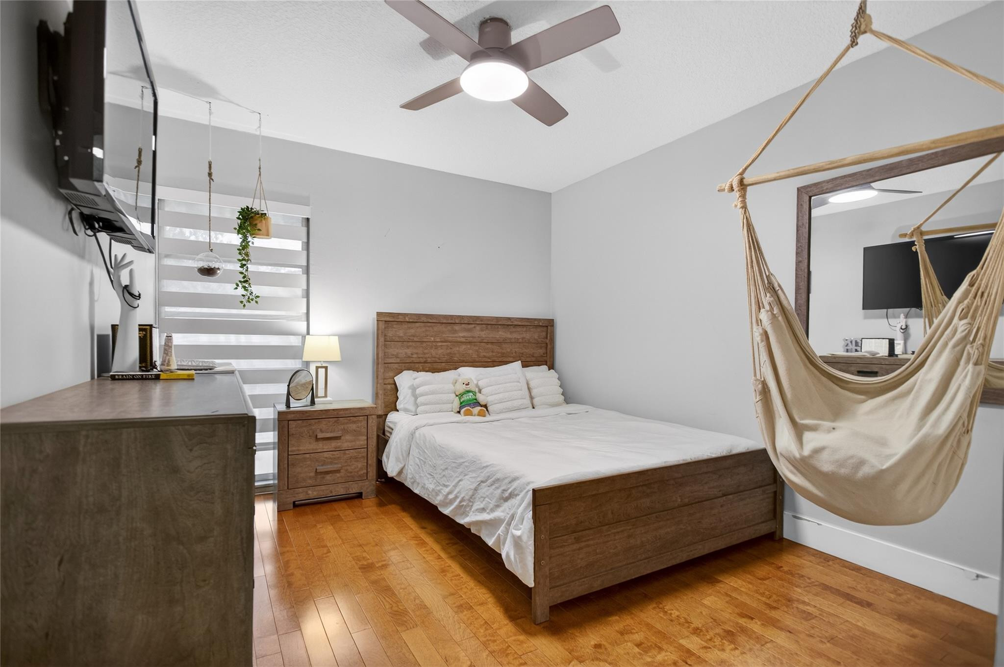 Hollywood Gardens - Residential