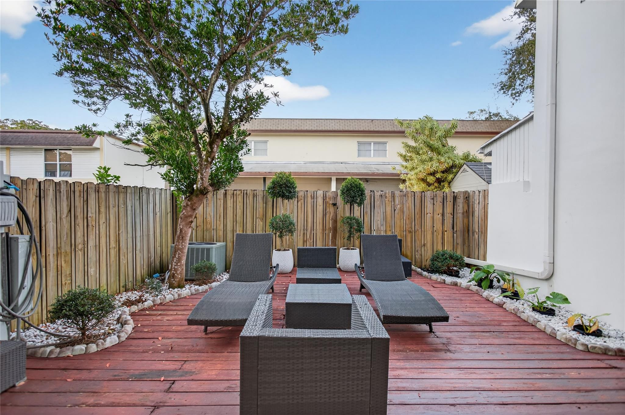 Hollywood Gardens - Residential