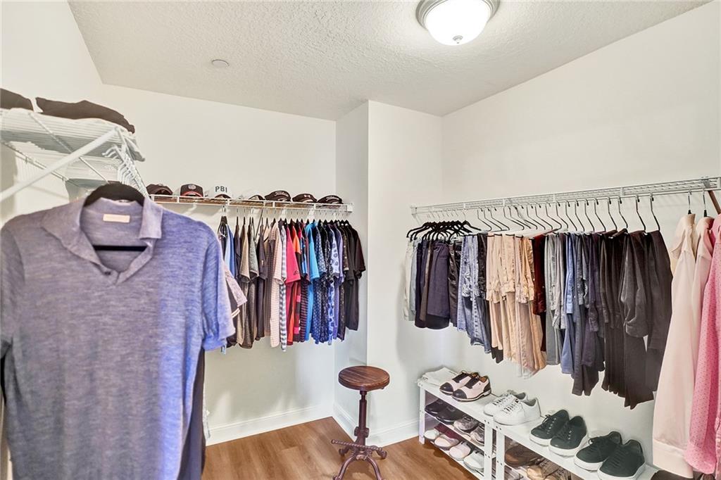 VICTORIA PARK - Residential Lease