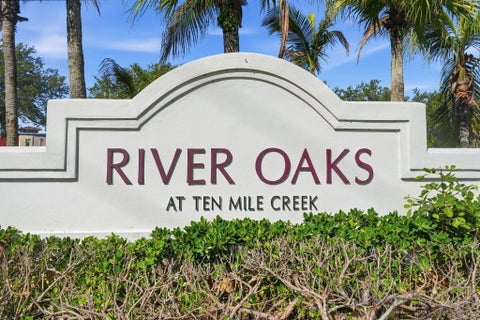 Photo of 2551 Creekside Drive, Fort Pierce, FL 34981 (MLS # B26044706)