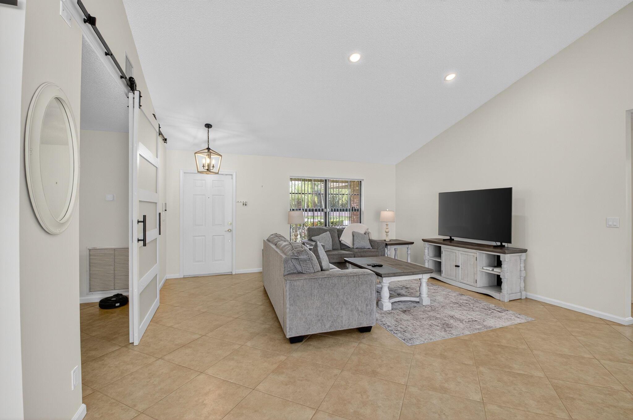 10081 Canoe Brook Circle