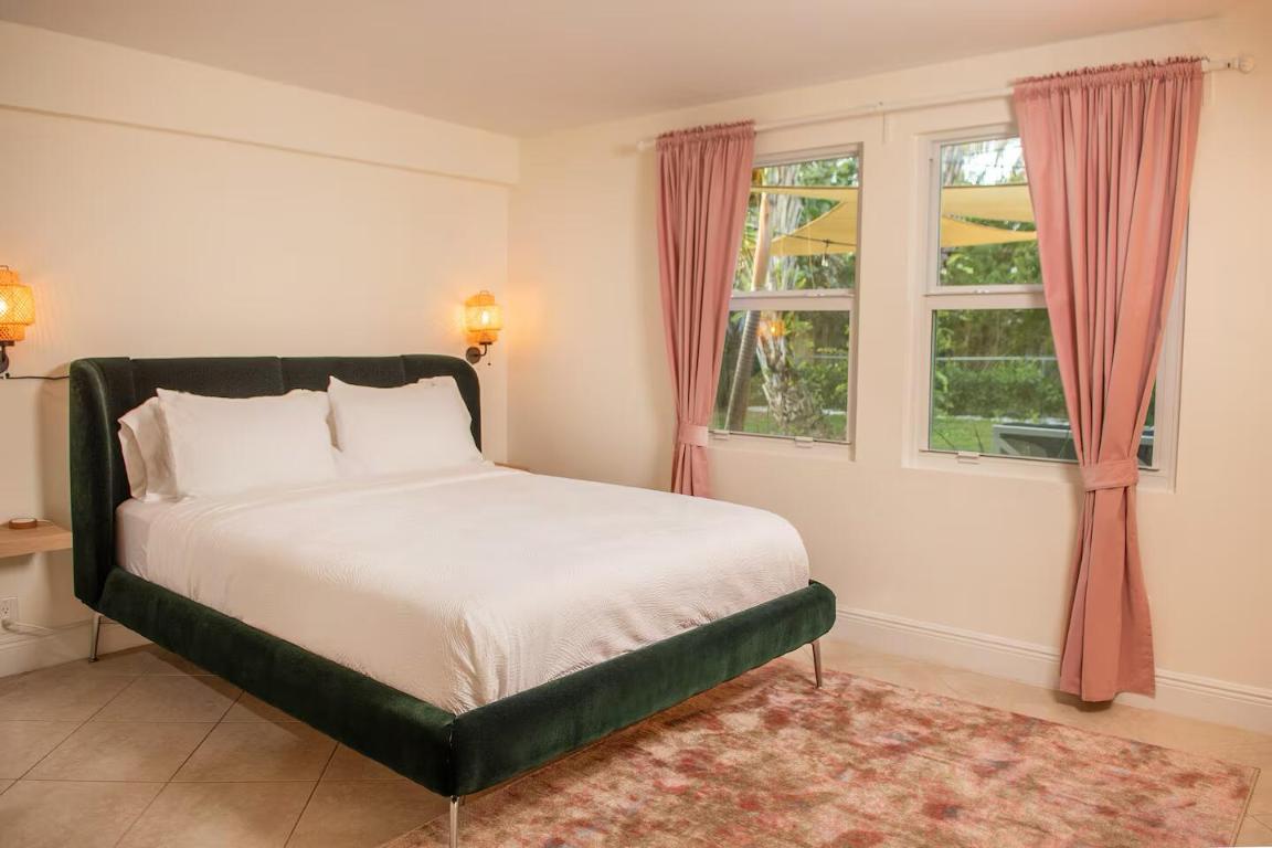 GREYNOLDS HIGHLANDS UNIT 1 - Residential Lease