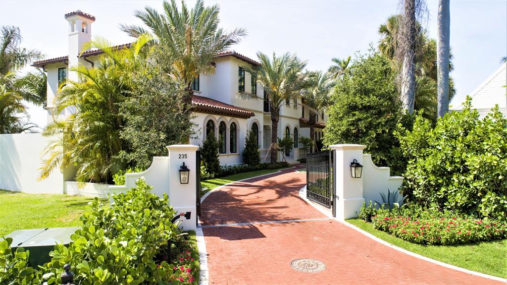 VIA VIZCAYA - Residential