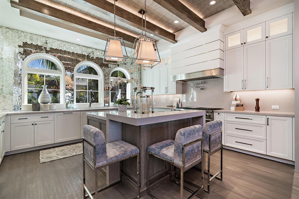 VIA VIZCAYA - Residential