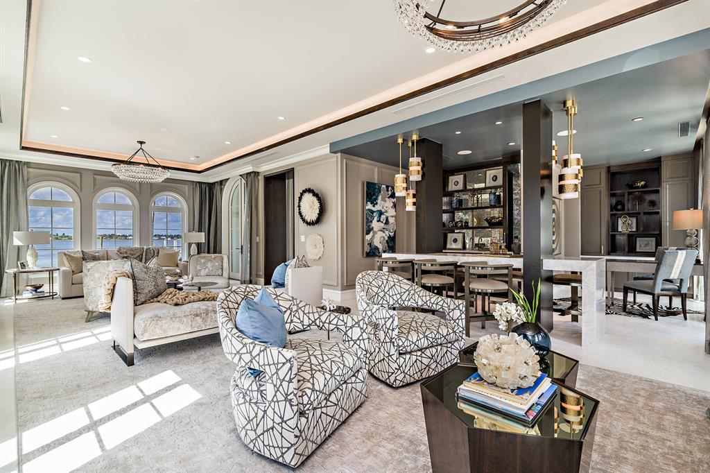 VIA VIZCAYA - Residential