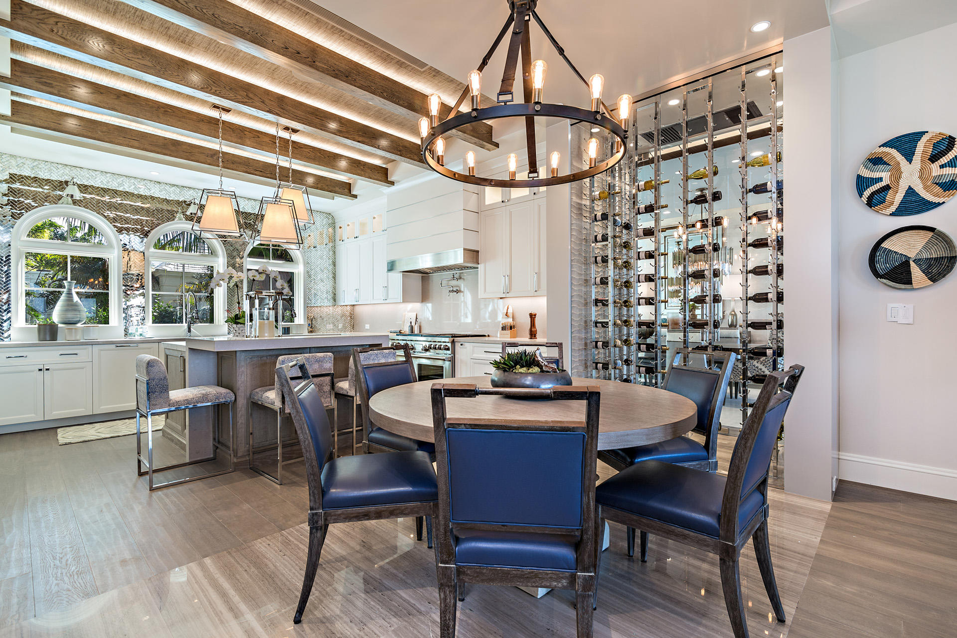 VIA VIZCAYA - Residential