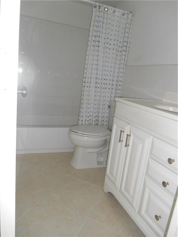 RIVER HOUSE TERRACE - Residential Lease