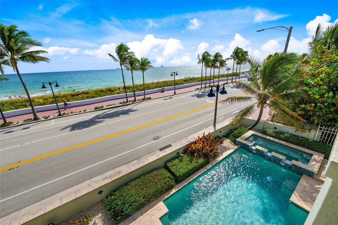 LAS OLAS BY THE SEA - Residential