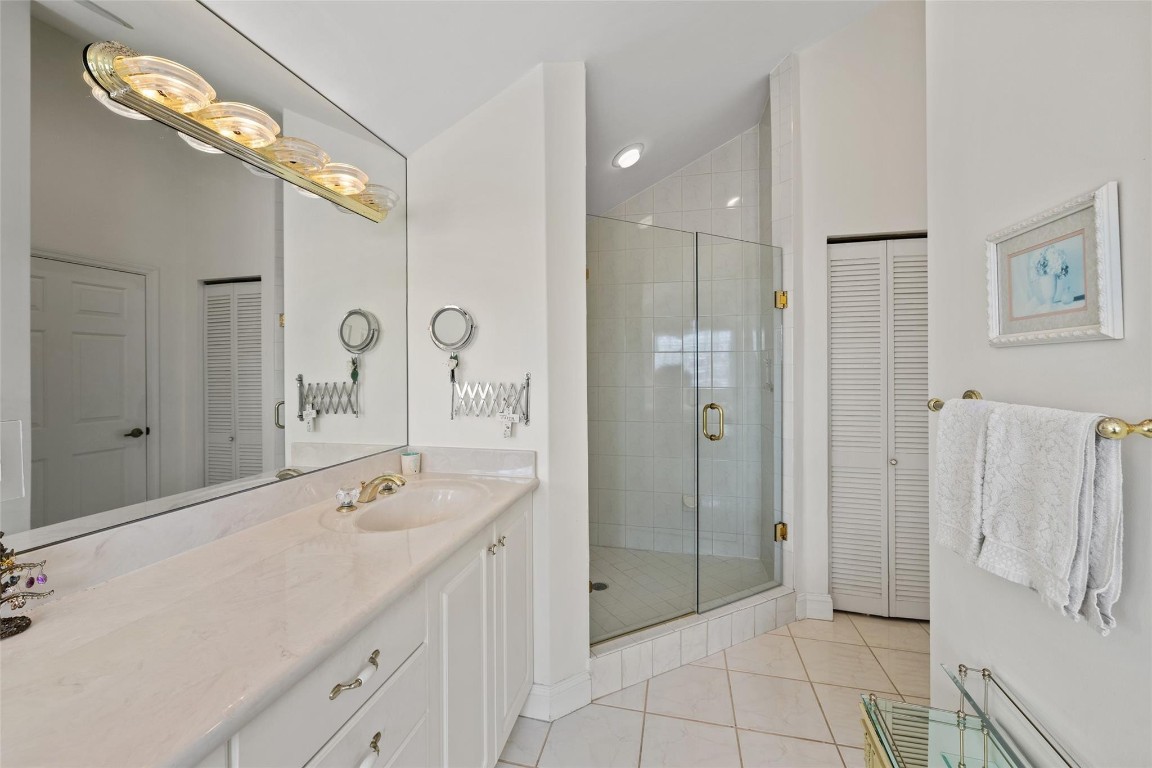 LAS OLAS BY THE SEA - Residential