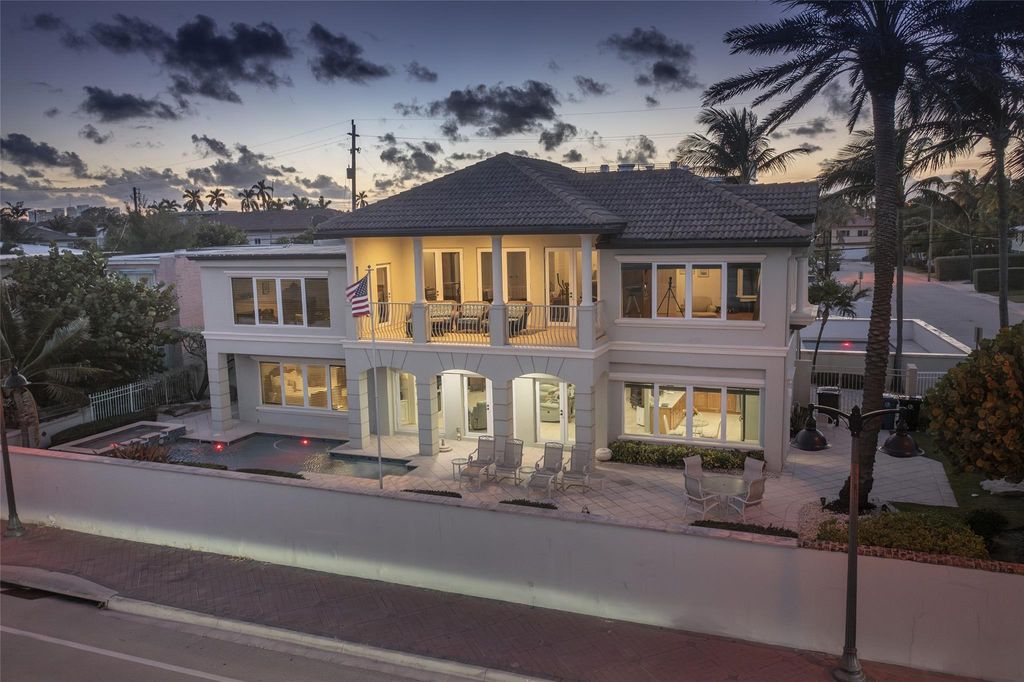 Photo of 1617 N Fort Laud Bch Blvd, Fort Lauderdale, FL 33305 (MLS # F10533521)