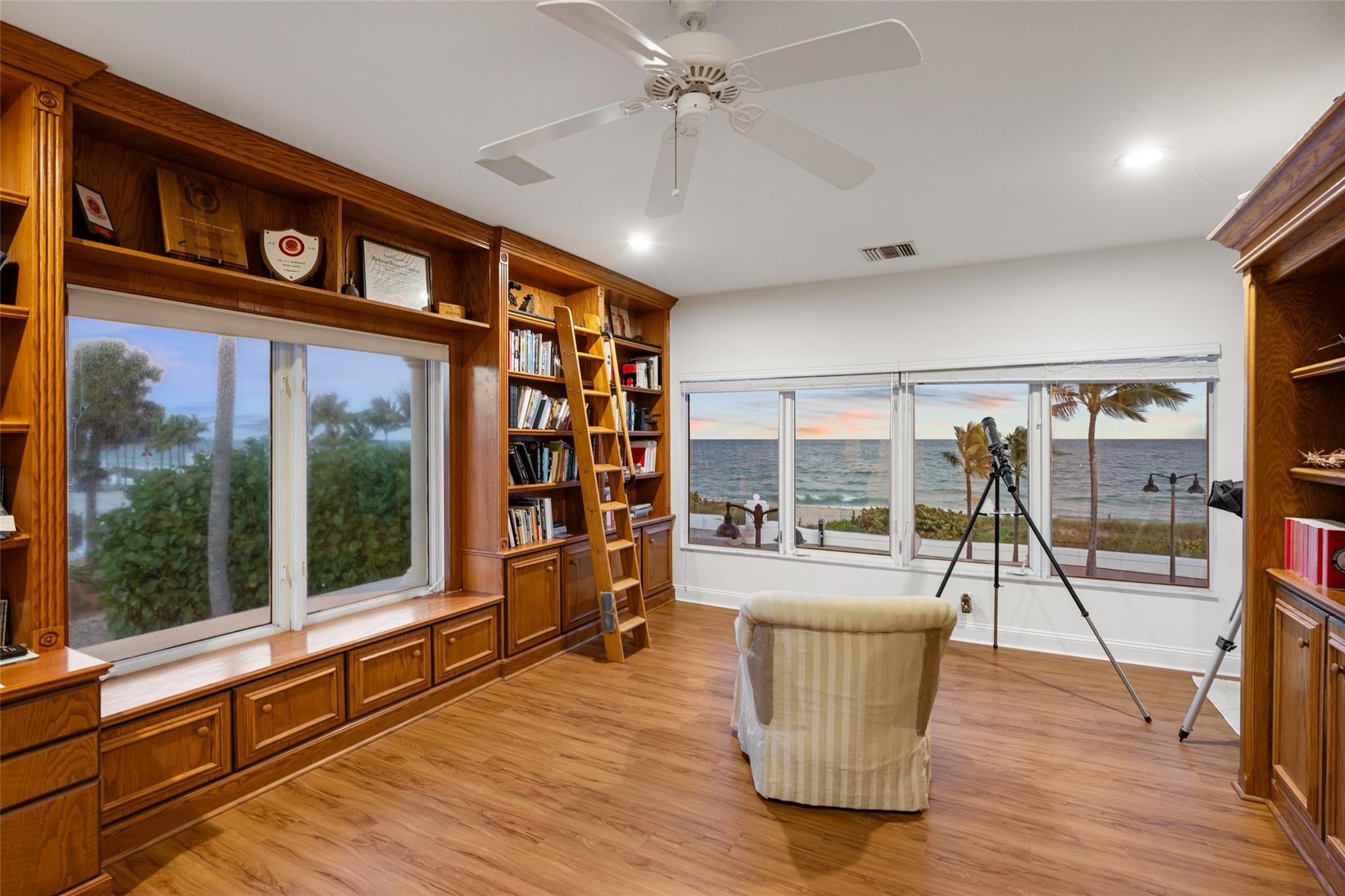 LAS OLAS BY THE SEA - Residential