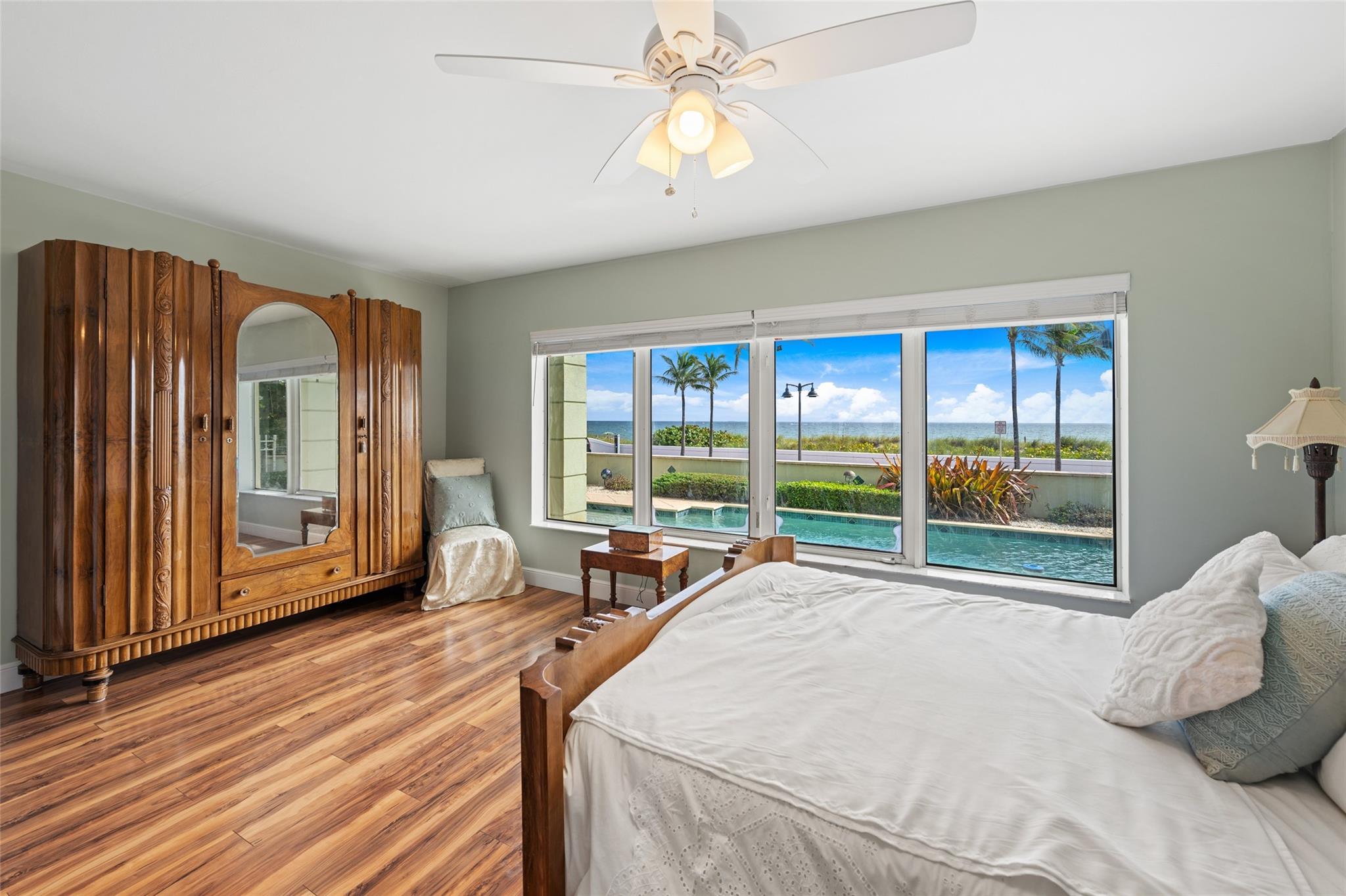 LAS OLAS BY THE SEA - Residential