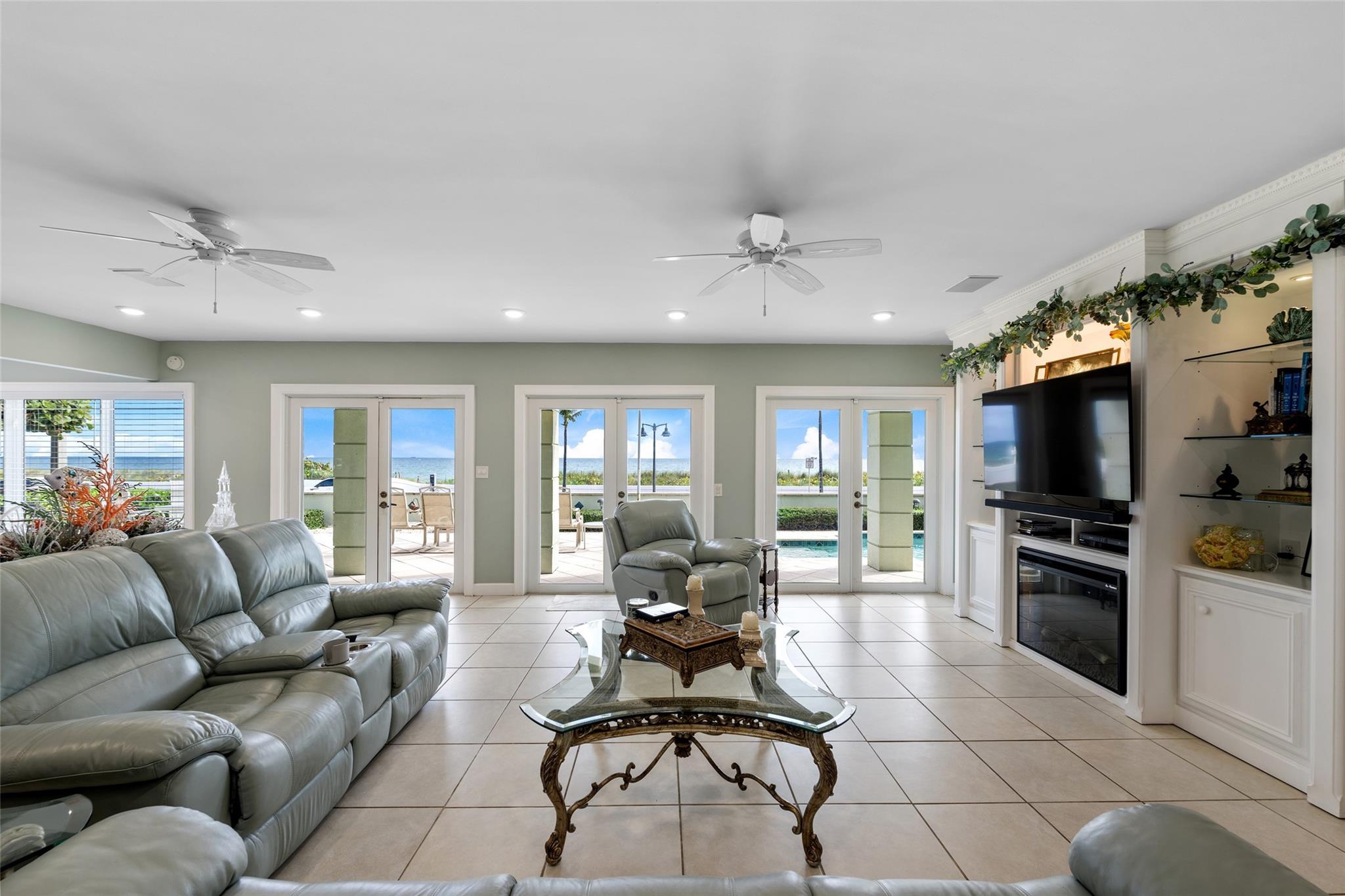 LAS OLAS BY THE SEA - Residential
