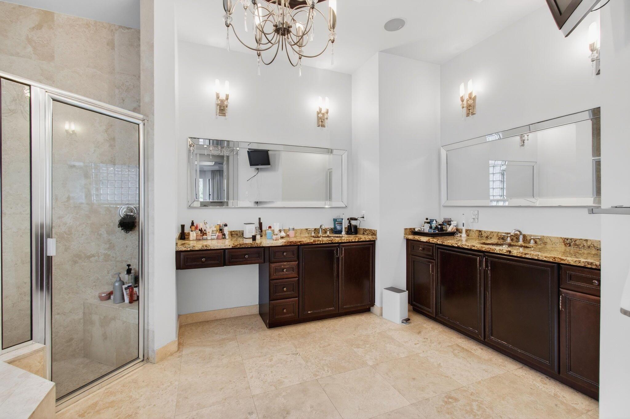 CASA BELLA - Residential