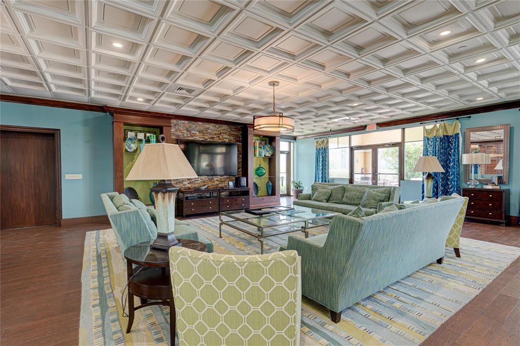 TIDES AT BRIDGESIDE SQUARE - Residential