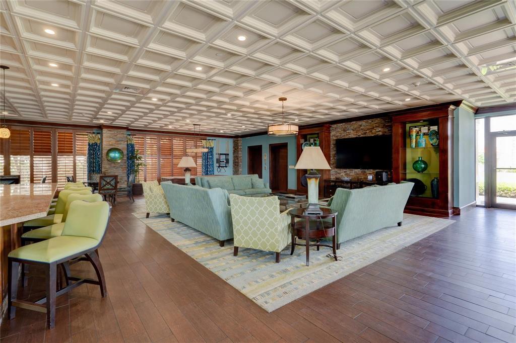 TIDES AT BRIDGESIDE SQUARE - Residential