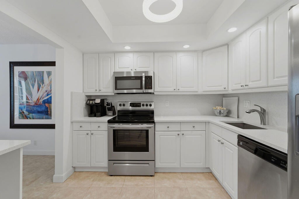 5440 N Ocean Drive 203