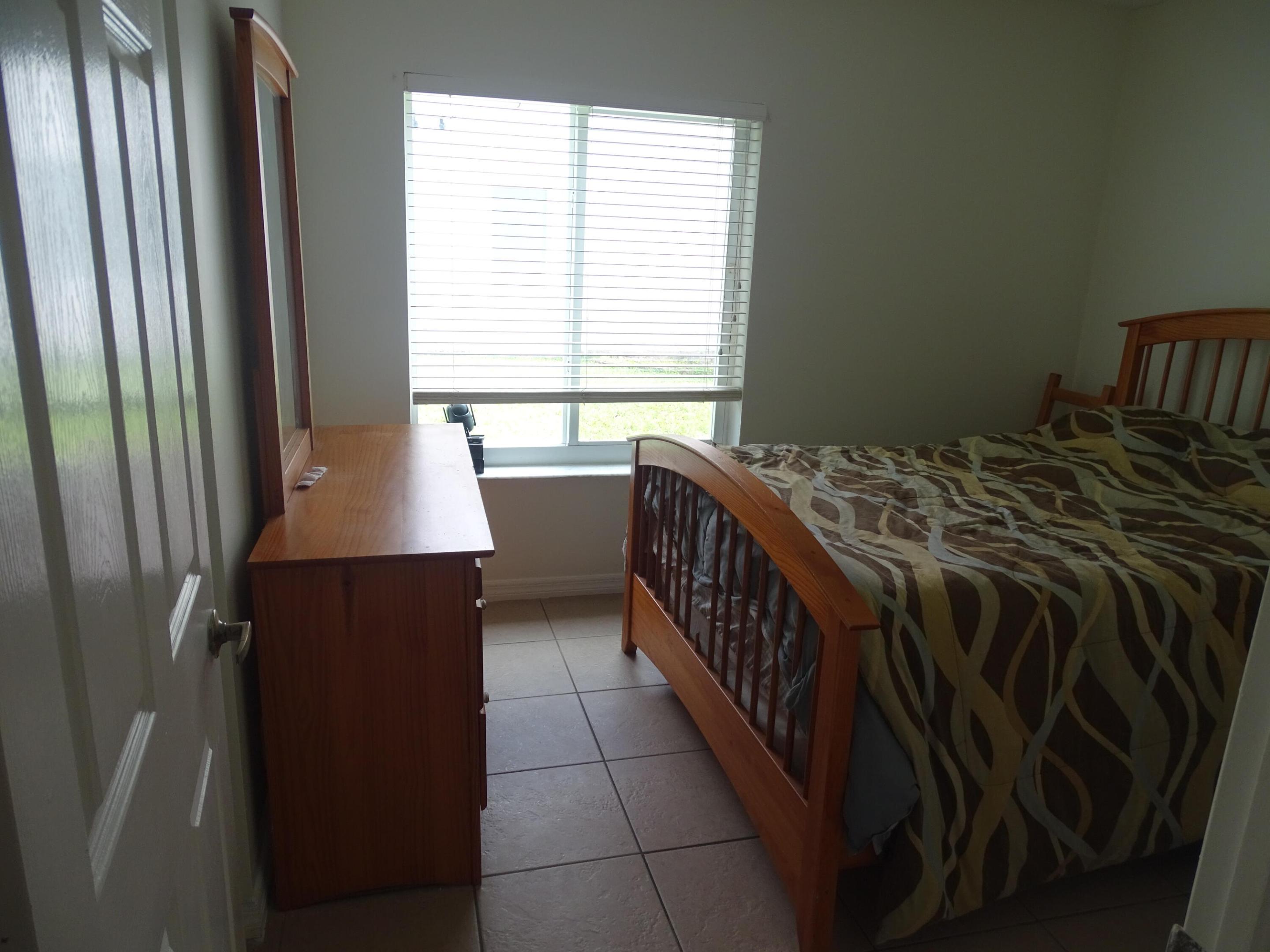 ADDISON COURT - Residential