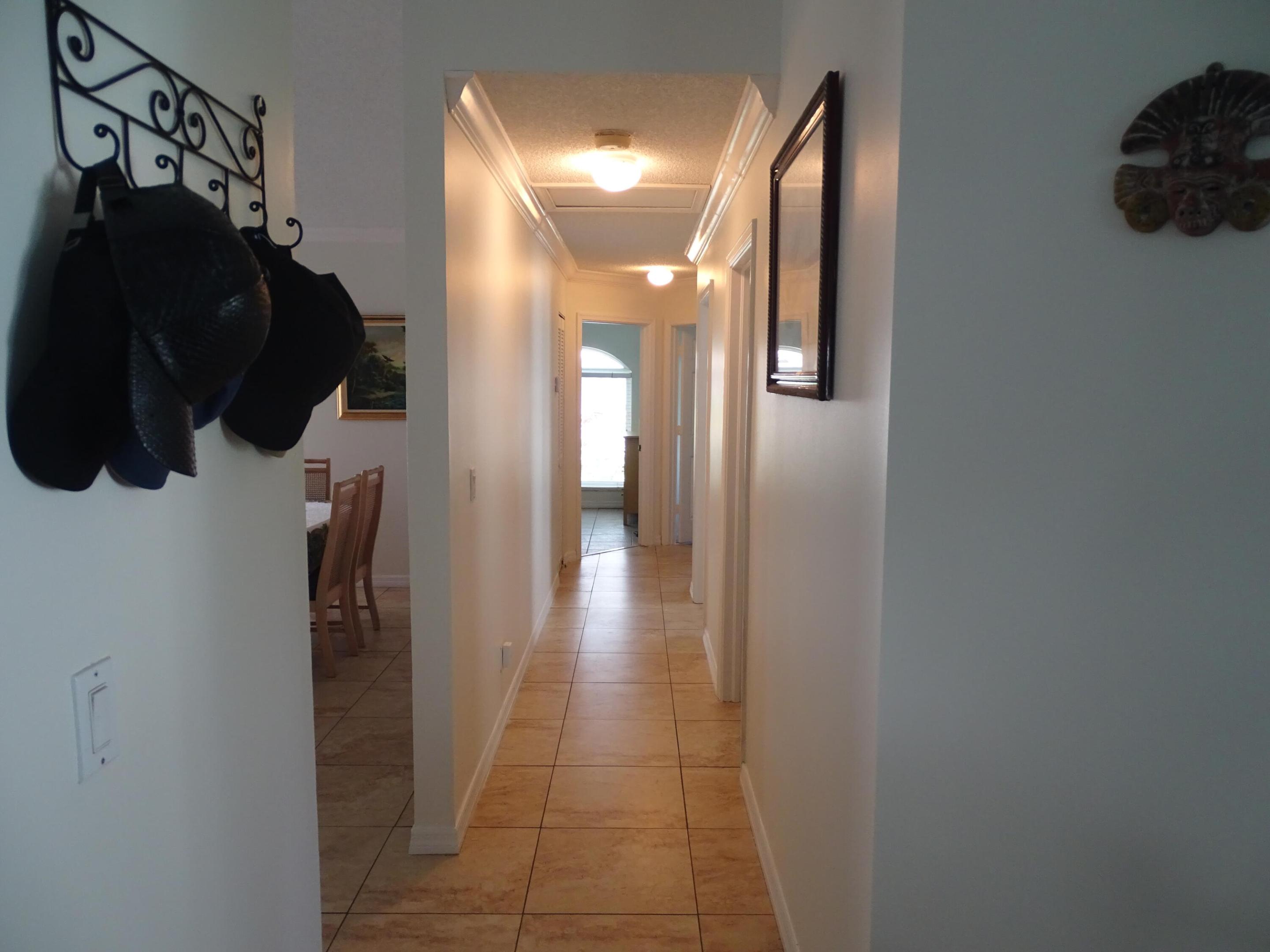 ADDISON COURT - Residential