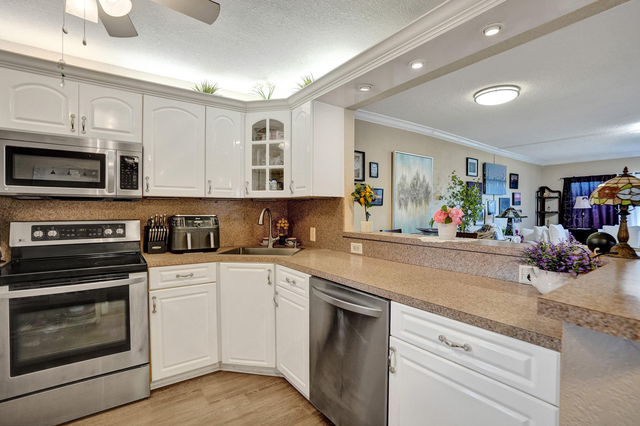 NO 2 PALM-AIRE COUNTRY CLUB - Residential