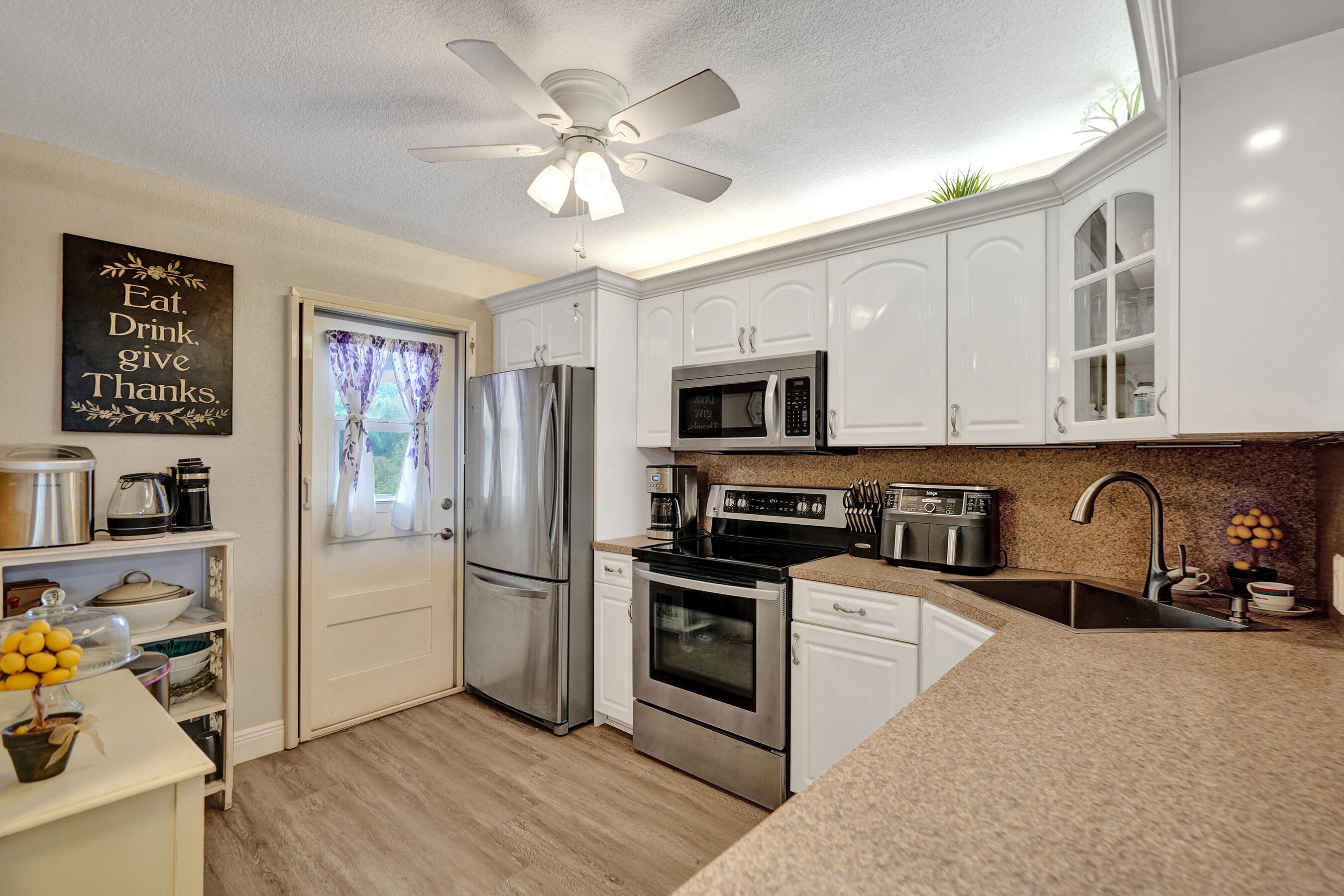 NO 2 PALM-AIRE COUNTRY CLUB - Residential