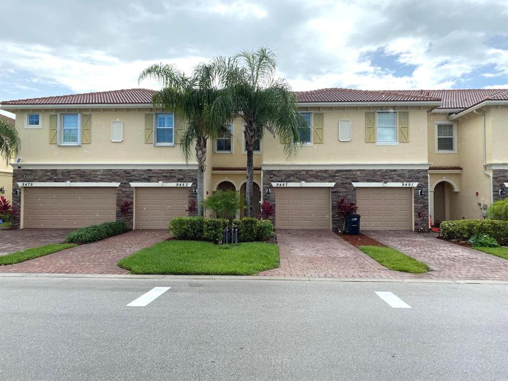 Photo of 9487 SW Merlin Court, Stuart, FL 34997 (MLS # R10721430)